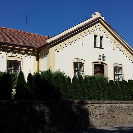 Apartment Dejvice Praha Bagian luar foto