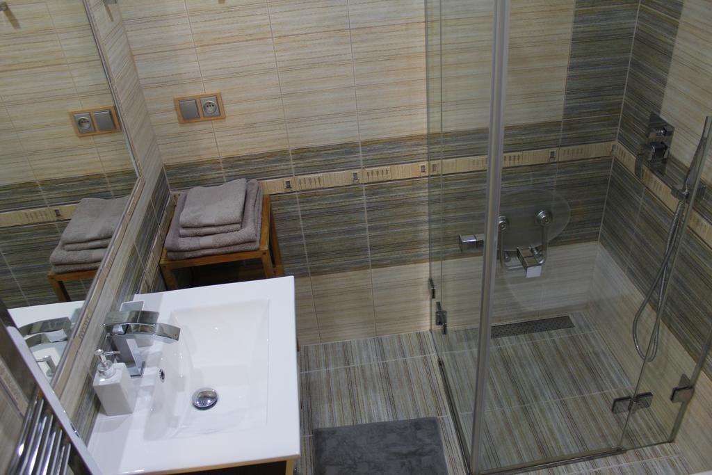 Apartment Dejvice Praha Bagian luar foto