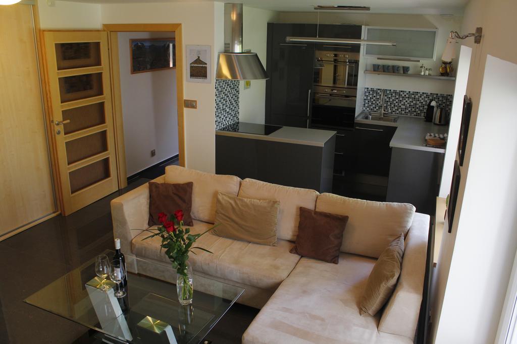 Apartment Dejvice Praha Bagian luar foto